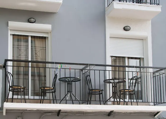 Avocado העיירה סקיאתוס