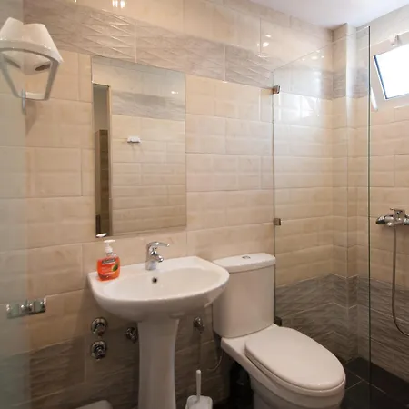 Avocado Skiathos Town