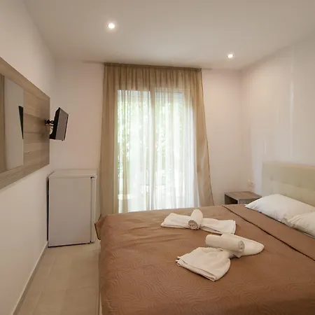 Guest house Avocado 2*