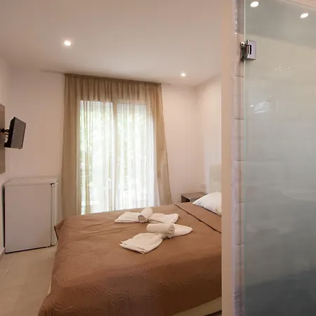 Avocado Guest house