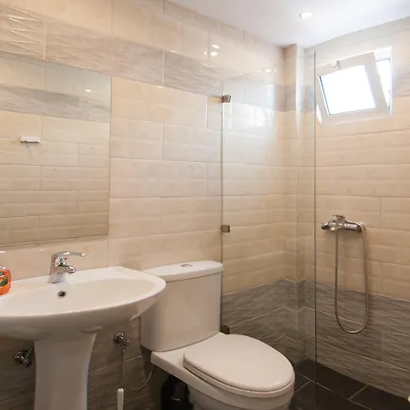 Avocado Guest house 2*