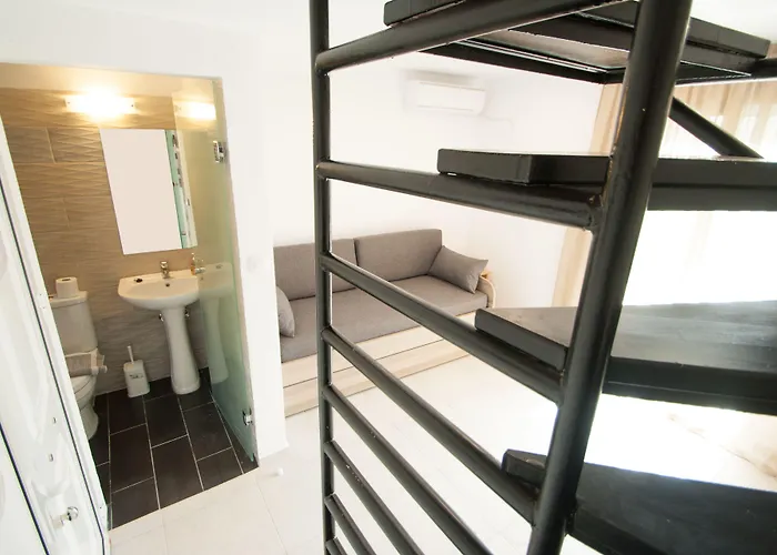 Avocado Guest house Skiathos Town