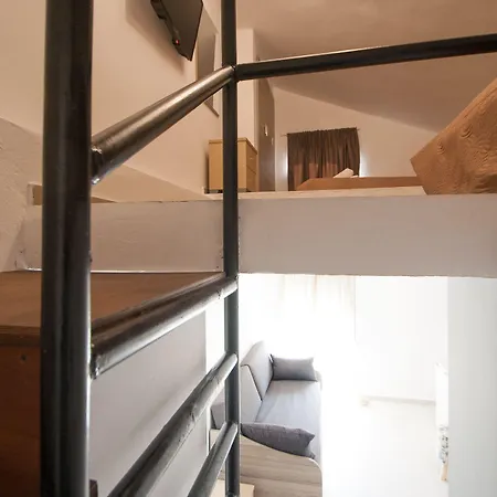 Gasthuis Avocado Skiathos-stad